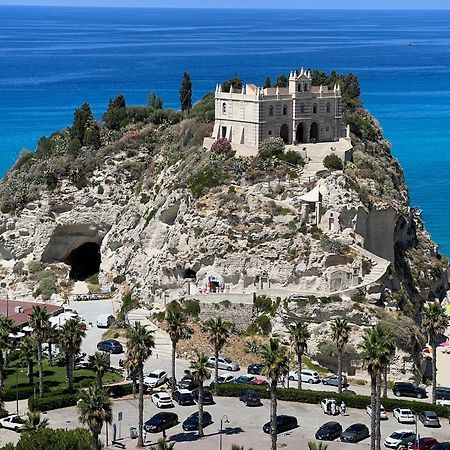Casa La Pineta Tropea Exterior foto